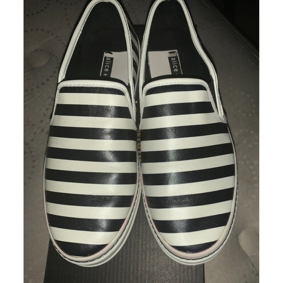 Alice + Olivia Shoes - Alice & Olivia Black and White Stripe Shoes Slip on Sz 8